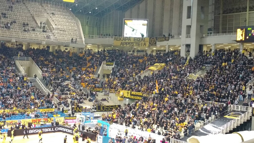 ΑΕΚ-ΠΑΟΚ: Εικόνες από... Final 4 από τον «κιτρινόμαυρο» κόσμο! (video&photos)