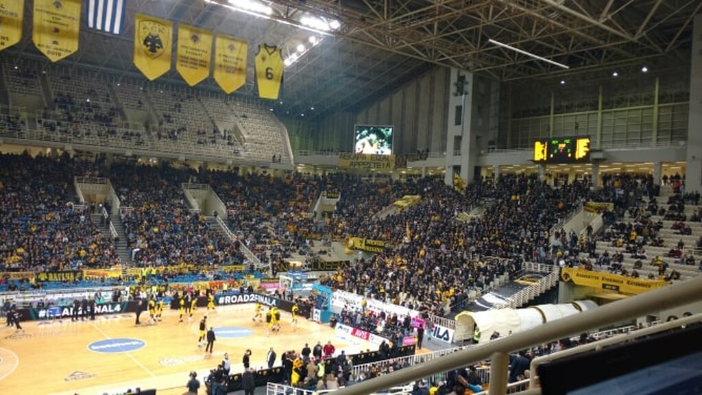 ΑΕΚ-ΠΑΟΚ: Εικόνες από... Final 4 από τον «κιτρινόμαυρο» κόσμο! (video&photos)