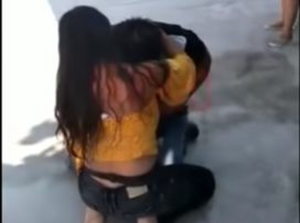 Αλλά αυτή τη φορά τον παρακαλούσε... να μην πεθάνει!