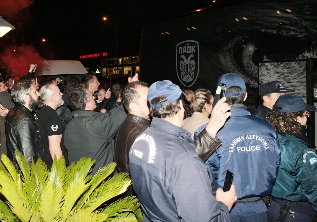 ΠΑΟΚ: Αποθεωτική υποδοχή στο Αγρίνιο (photos)
