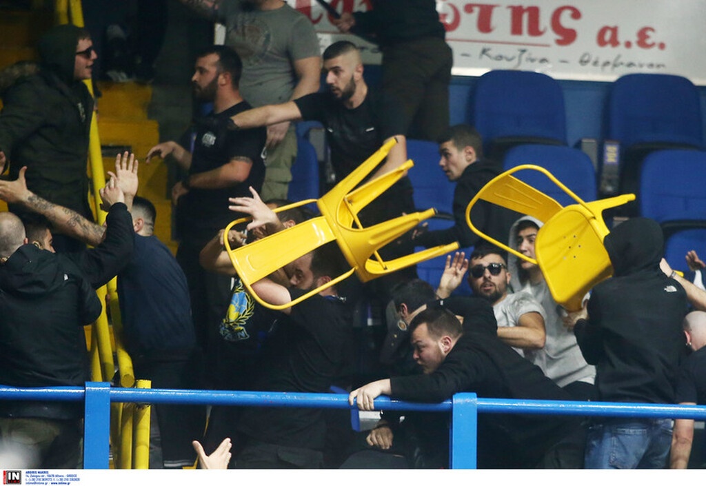 Basket League: Ένταση στο Περιστέρι και εκκένωση του γηπέδου (photos)