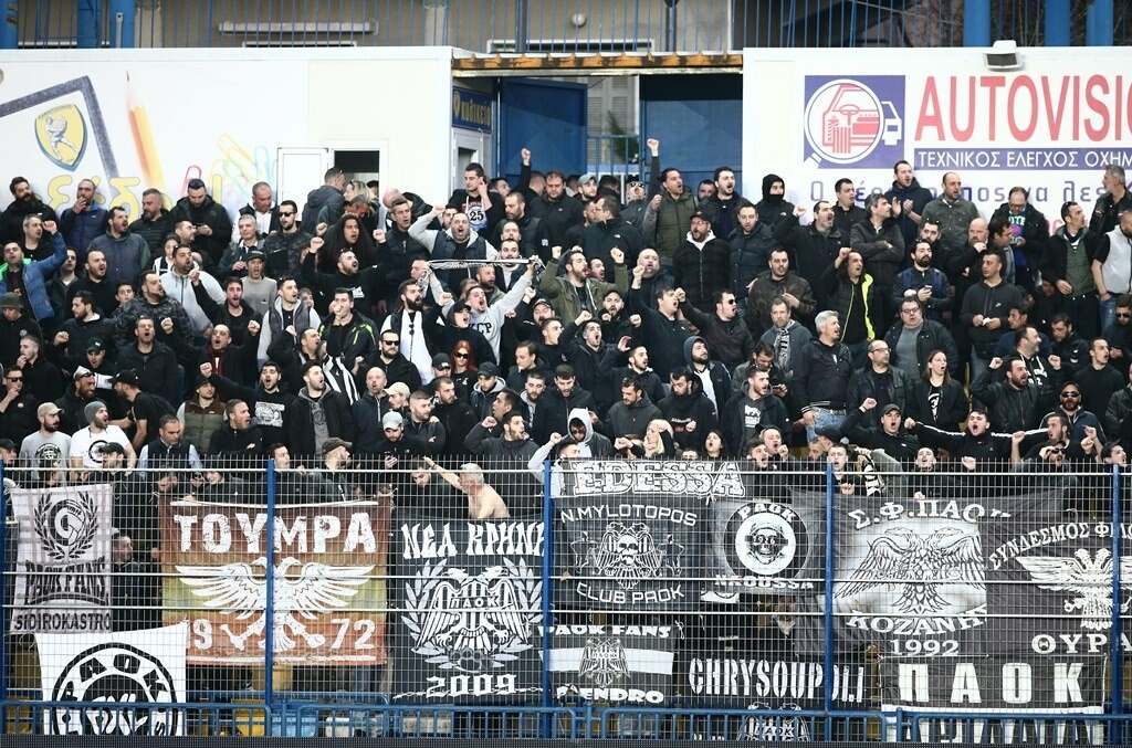 Παναιτωλικός-ΠΑΟΚ: Πάνω από 1.000 φίλοι του «Δικεφάλου» στο γήπεδο (photos)