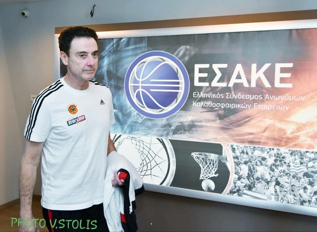 Σύσσωμος ο Παναθηναϊκός στον ΕΣΑΚΕ για να κλείσει το φύλλο αγώνα του ντέρμπι (video+photos)