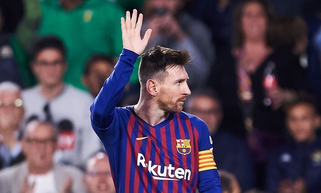 Ποδοσφαιρικός πολιτισμός: Οι φίλοι της Μπέτις αποθεώνουν τον Μέσι! (video+photos)