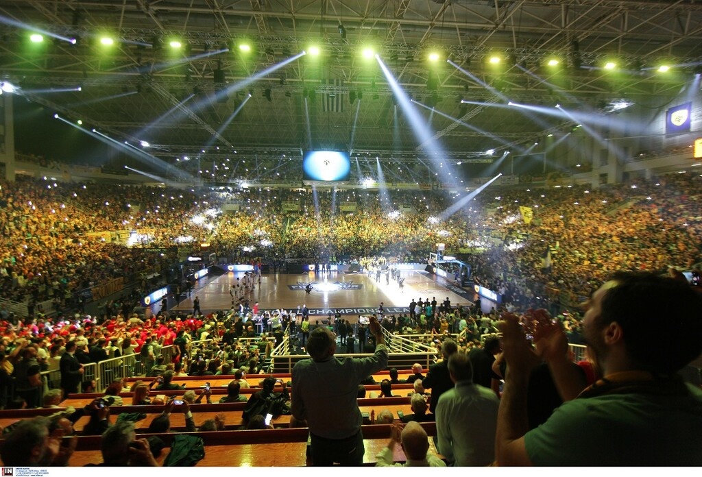 Κυρίαρχος ο κόσμος της ΑΕΚ στο Basketball Champions League! (photo)