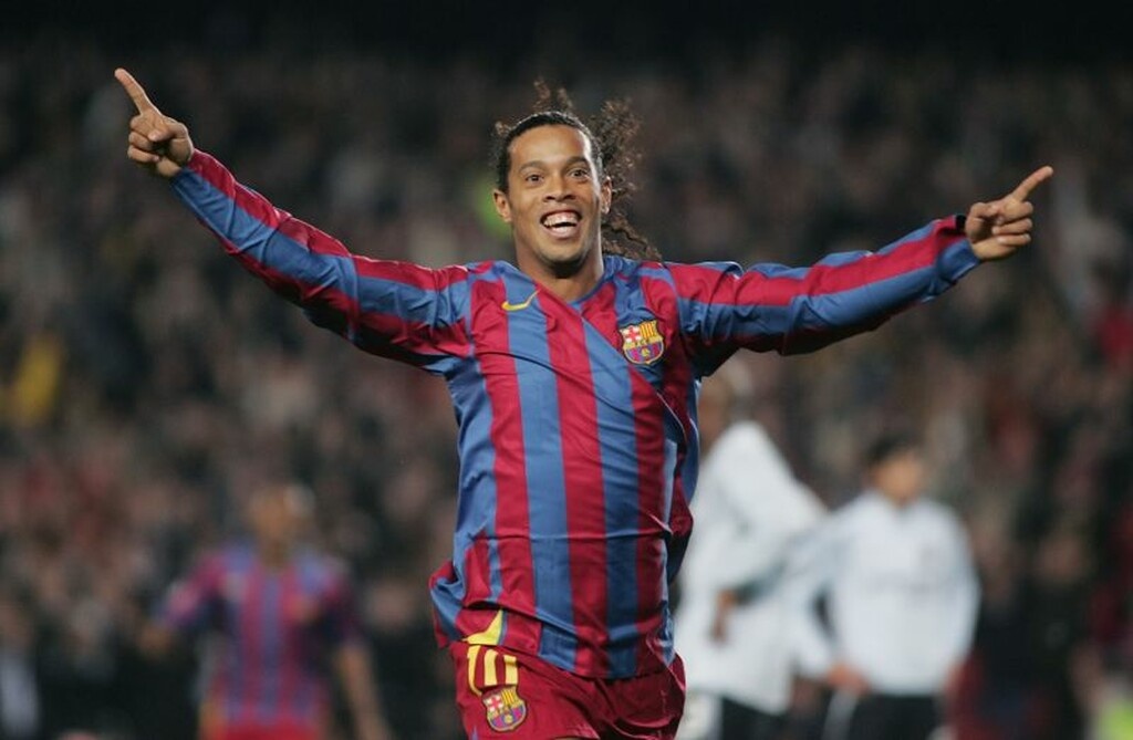 Ροναλντίνιο: Ποιητής και… μάγος της μπάλας (videos+photos)