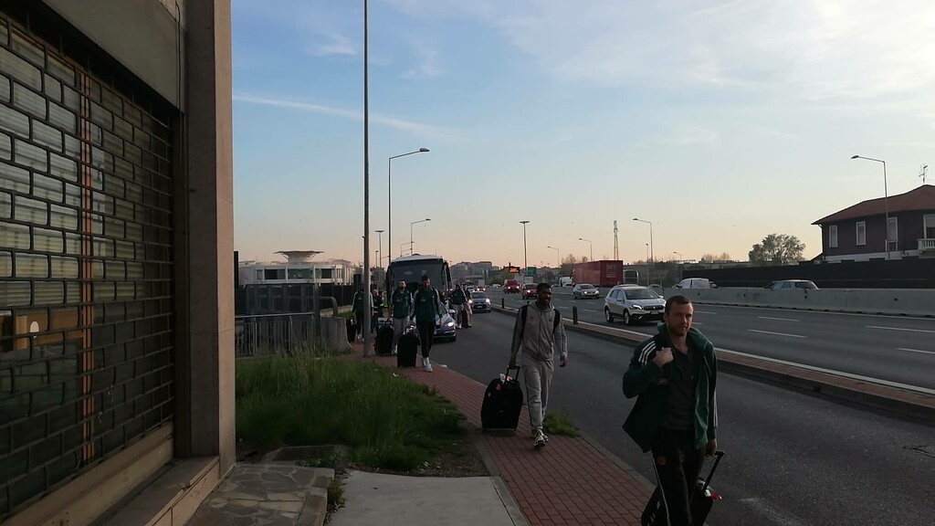 Παναθηναϊκός ΟΠΑΠ: Έφτασε και ετοιμάζεται για το διπλό στο Μιλάνο (video+photos)