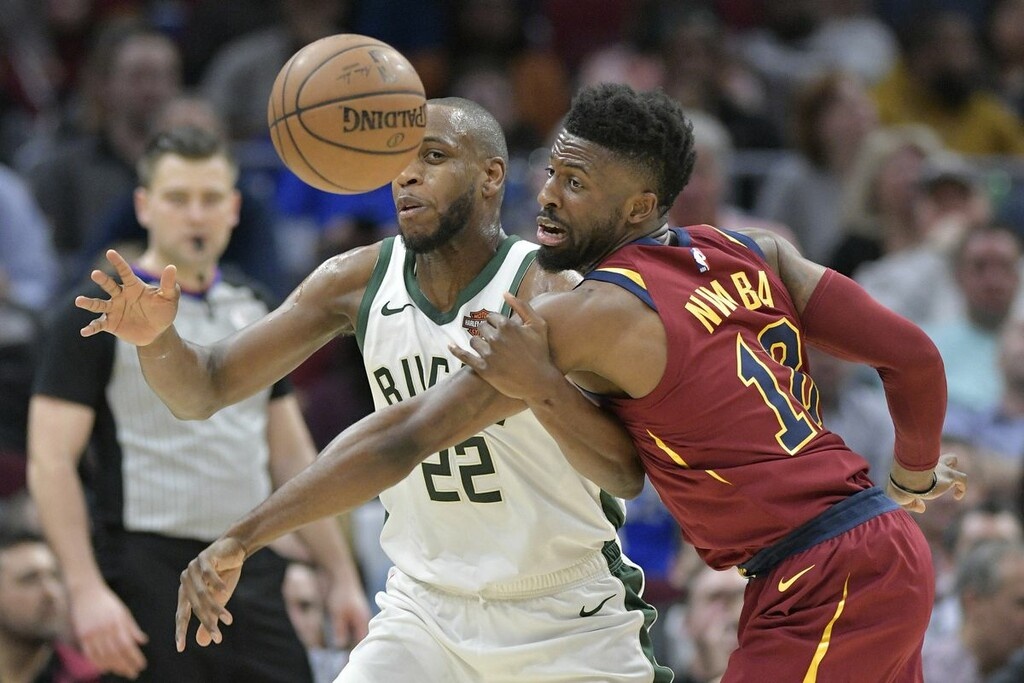 NBA: No Giannis, no party για τους Μπακς (video+photos)