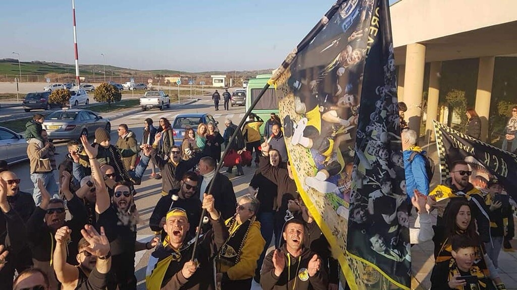 ΑΕΚ: Αποθεωτική υποδοχή στη Λήμνο! (photos)