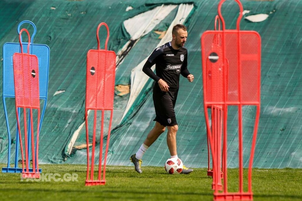 ΠΑΟΚ: Τους έβγαλε το… λάδι ο Λουτσέσκου – Αντέδρασε ο Βιεϊρίνια (photos)