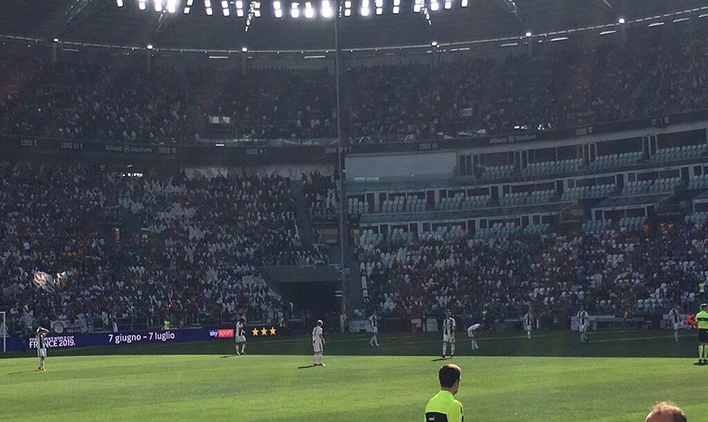«Τρέλα» στη Γιουβέντους: 39 χιλιάδες οπαδοί σε αγώνα γυναικών! (photos)