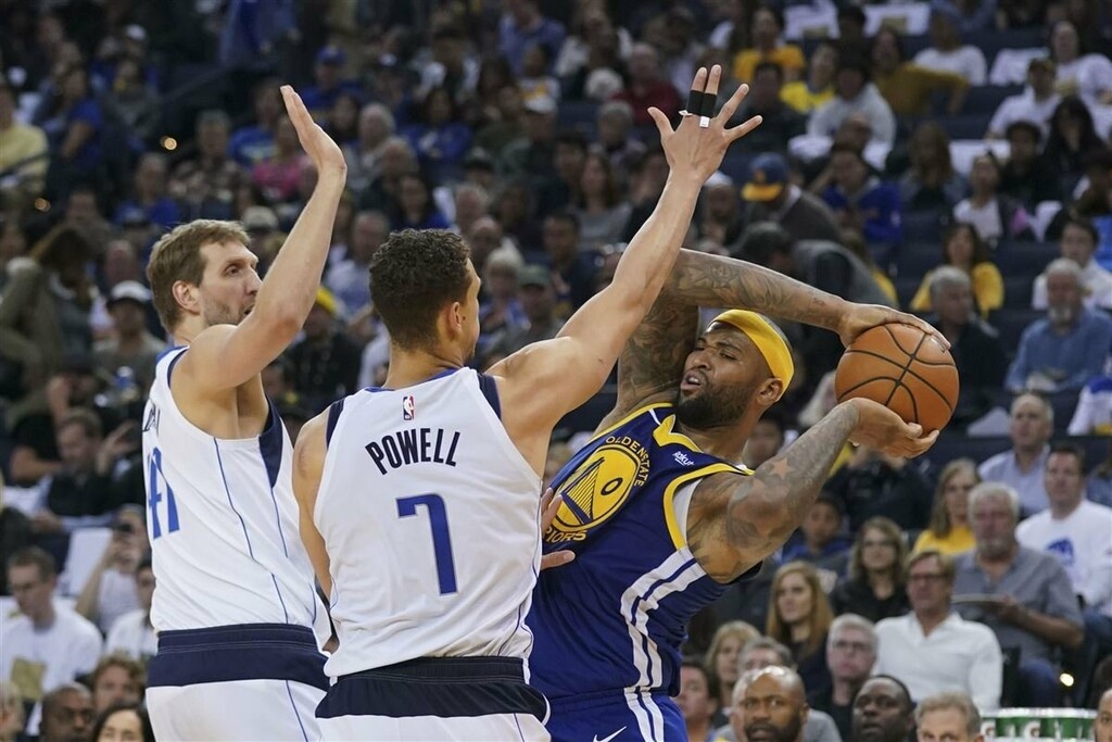 Απόλυτη αποθέωση για Νοβίτσκι! (video+photos)