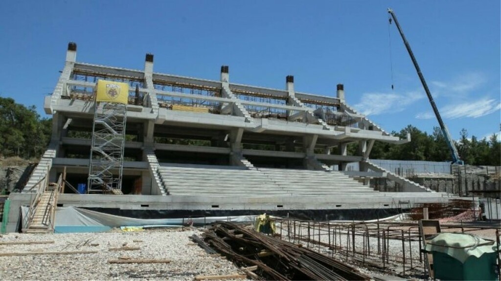 ΑΕΚ: Μπαίνει το σκέπαστρο (photos)