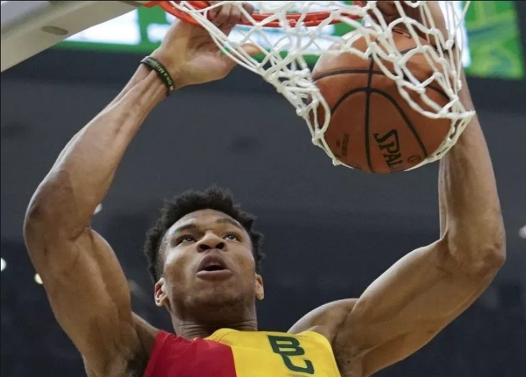 NBA: Άνετοι Μπακς, εκπληκτικοί Σπερς (videos+photos)