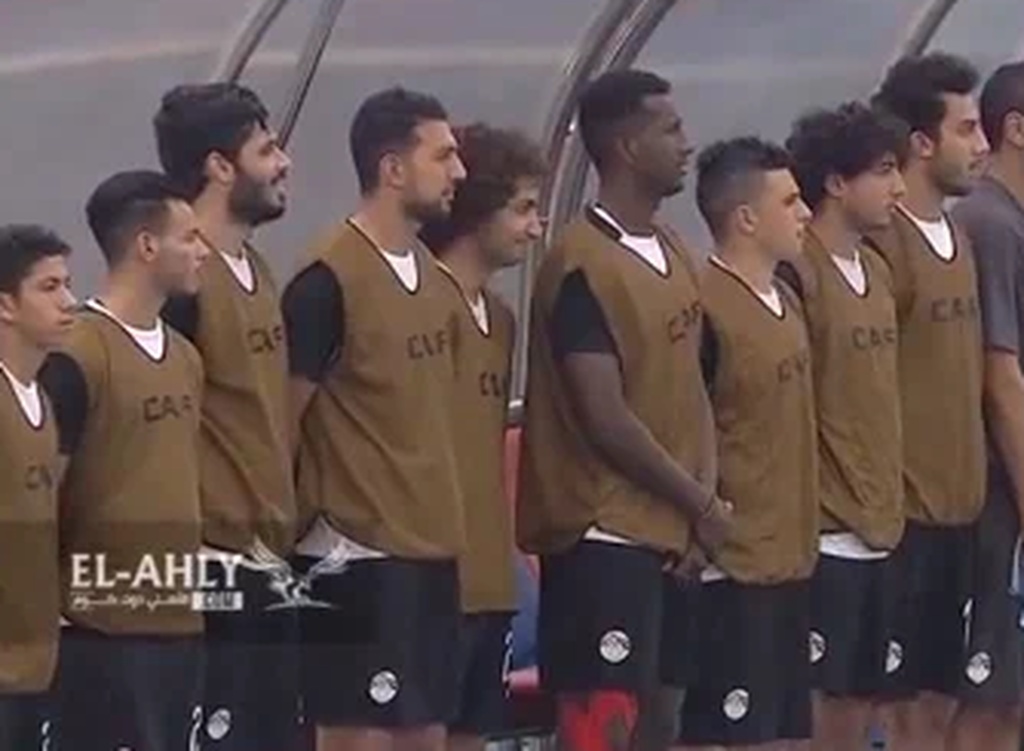 Έξαλλοι με Ουάρντα στην Αίγυπτο: Η κίνηση που εξόργισε τους συμπατριώτες του! (photo&video)