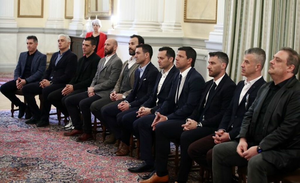 Στον Πρόεδρο της Δημοκρατίας οι Legends 2004 για το «Champions For Life» (photos)