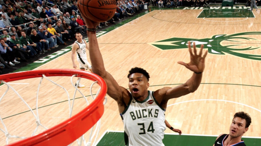 NBA: Με μπόλικο Γιάννη το σημερινό Top-10 (video+photos)