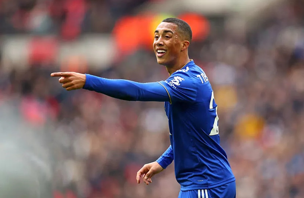 Λέστερ: Προχωράει στην αγορά του Τίλεμανς