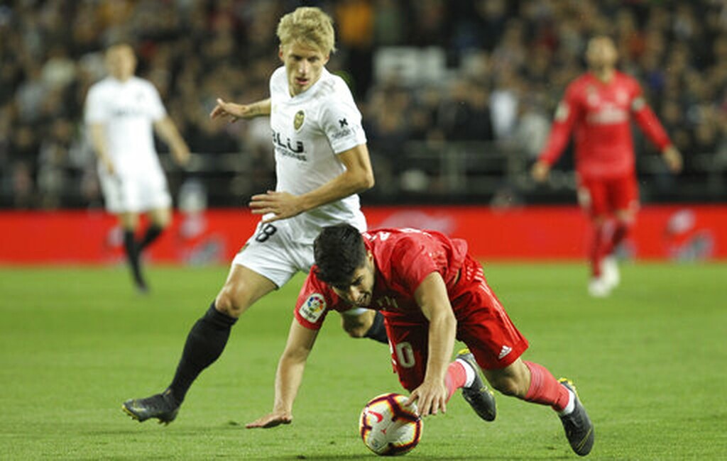 Διέλυσε την Ρεάλ και κουνάει «σεντόνι» η Βαλένθια (videos+photo)