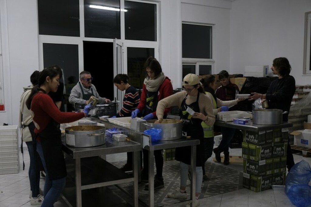 Εϊμπάρ: Η ομάδα της Primera Division που σκέφτεται τους πρόσφυγες στην Ελλάδα (photos)