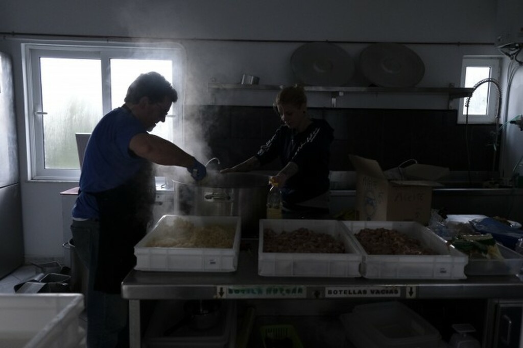 Εϊμπάρ: Η ομάδα της Primera Division που σκέφτεται τους πρόσφυγες στην Ελλάδα (photos)