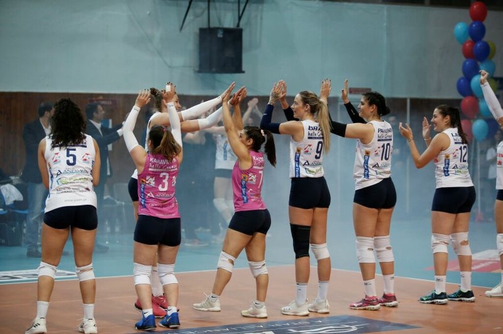 Ματς-θρίλερ και πρόκριση για τον ΑΟ Θήρας στον τελικό (photos)