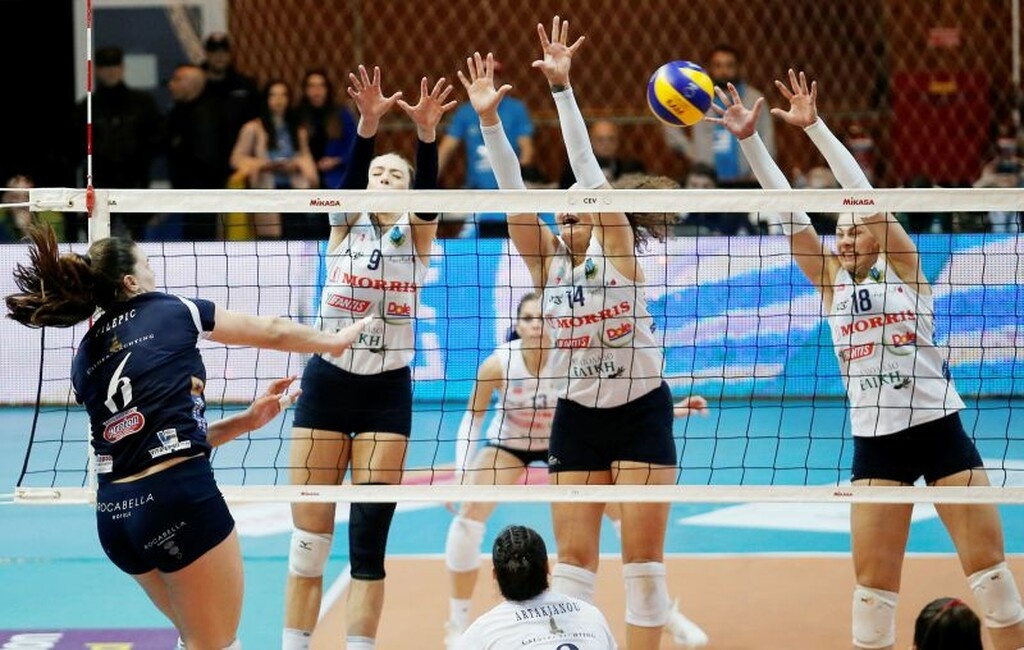 Ματς-θρίλερ και πρόκριση για τον ΑΟ Θήρας στον τελικό (photos)