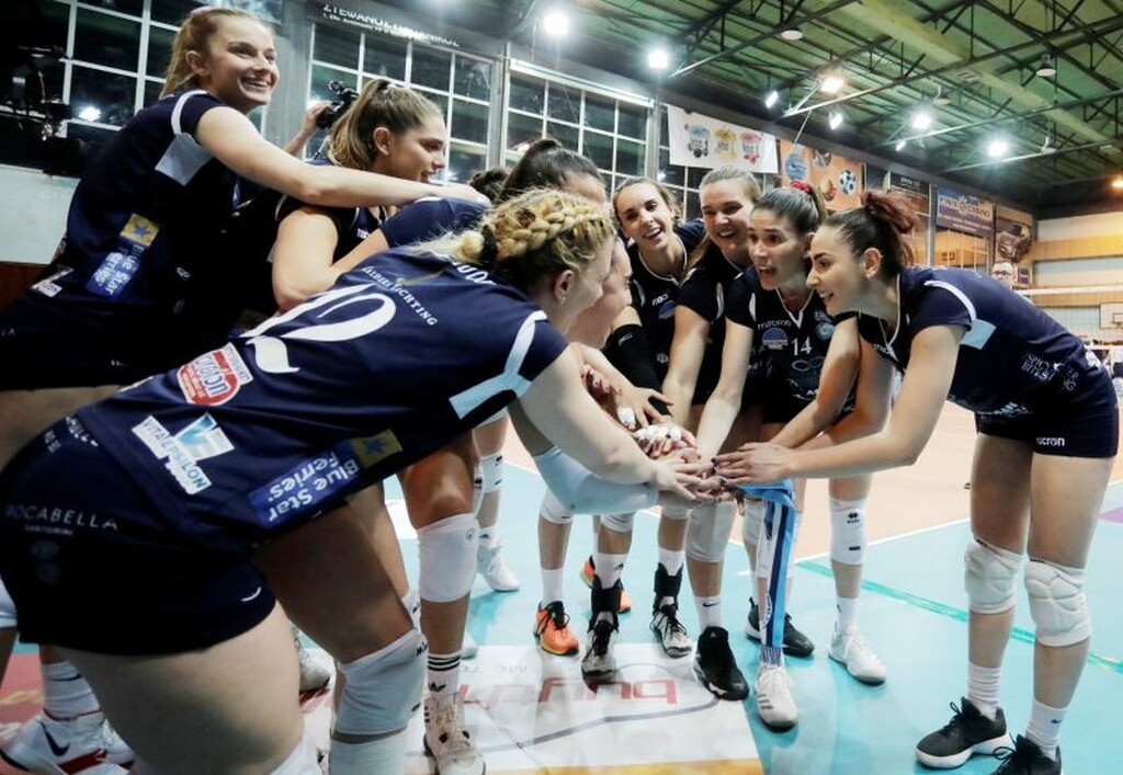 Ματς-θρίλερ και πρόκριση για τον ΑΟ Θήρας στον τελικό (photos)