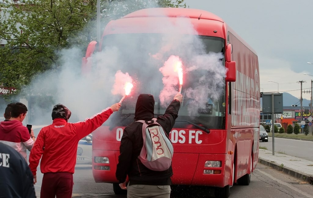 Ολυμπιακός: Αποθέωση στο Αγρίνιο (photos)