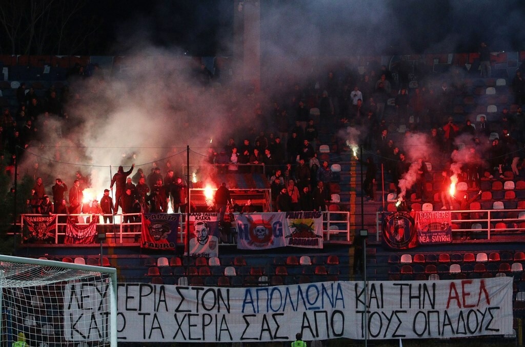 Πανιώνιος-ΑΕΛ: Μήνυμα συμπαράστασης των Πανθήρων σε οπαδούς ΑΕΛ και Απόλλωνα (photos)