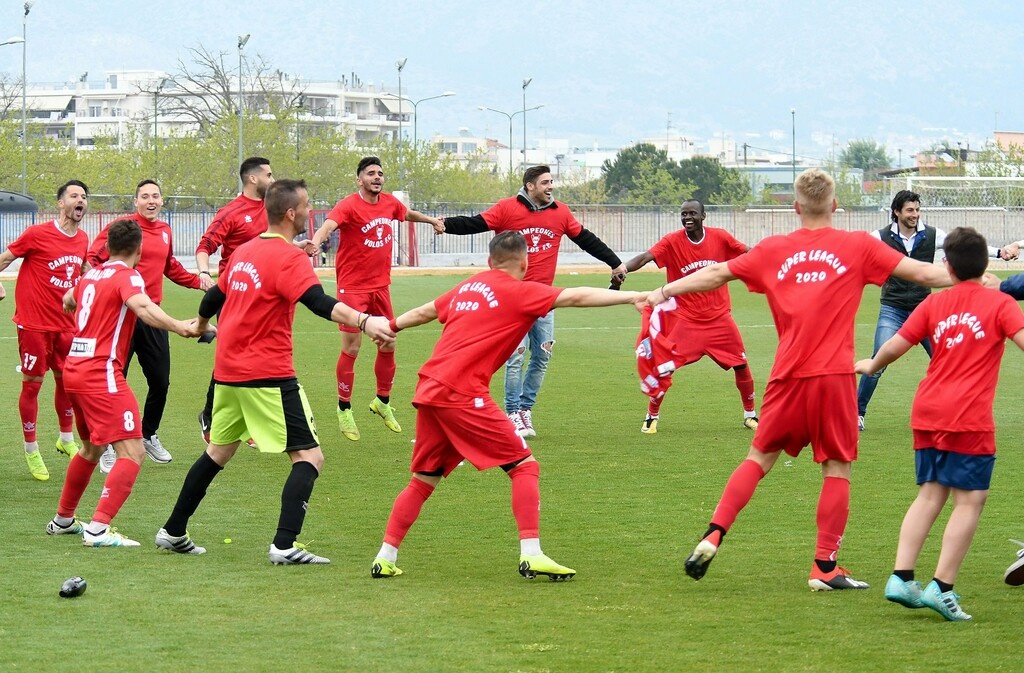 Γλέντι… Super League ο Βόλος (photos+video)