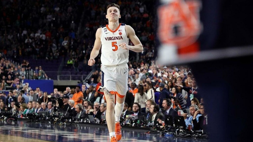 NCAA: Το σήκωσε το Virginia! (video+photos)