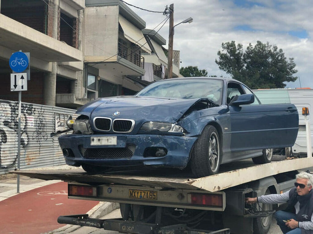 Τροχαίο – σοκ για πασίγνωστο ποδοσφαιριστή: «Θρύψαλα» το αμάξι του (pics)