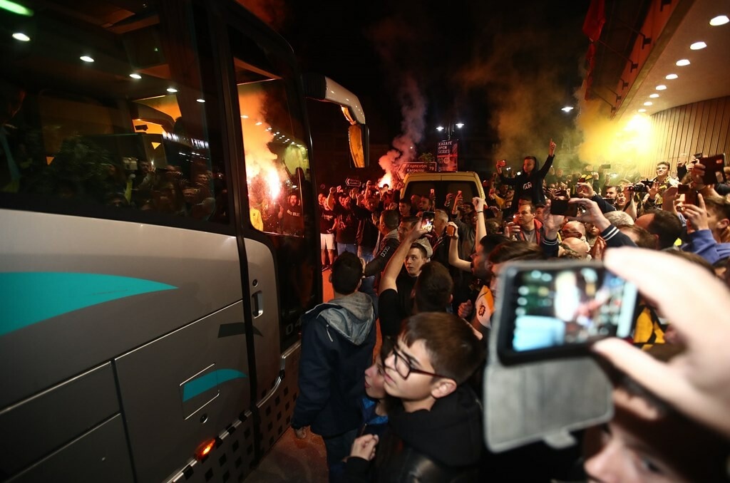 ΑΕΚ: Θερμή υποδοχή στη Λαμία (photos)