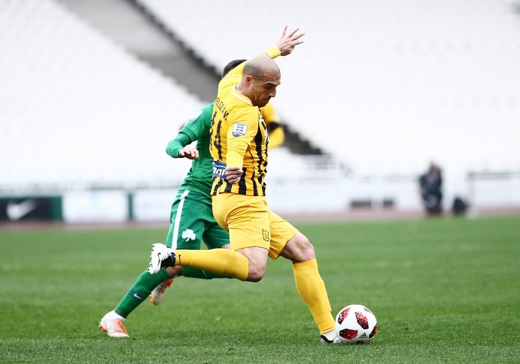 Ολυμπιακός: Η… ελληνική λίστα του Μαρτίνς (photos)