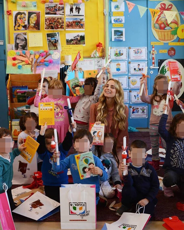 Η Δούκισσα μοίρασε χαρά και λαμπάδες στα παιδιά της Ένωσης «Μαζί για το Παιδί»