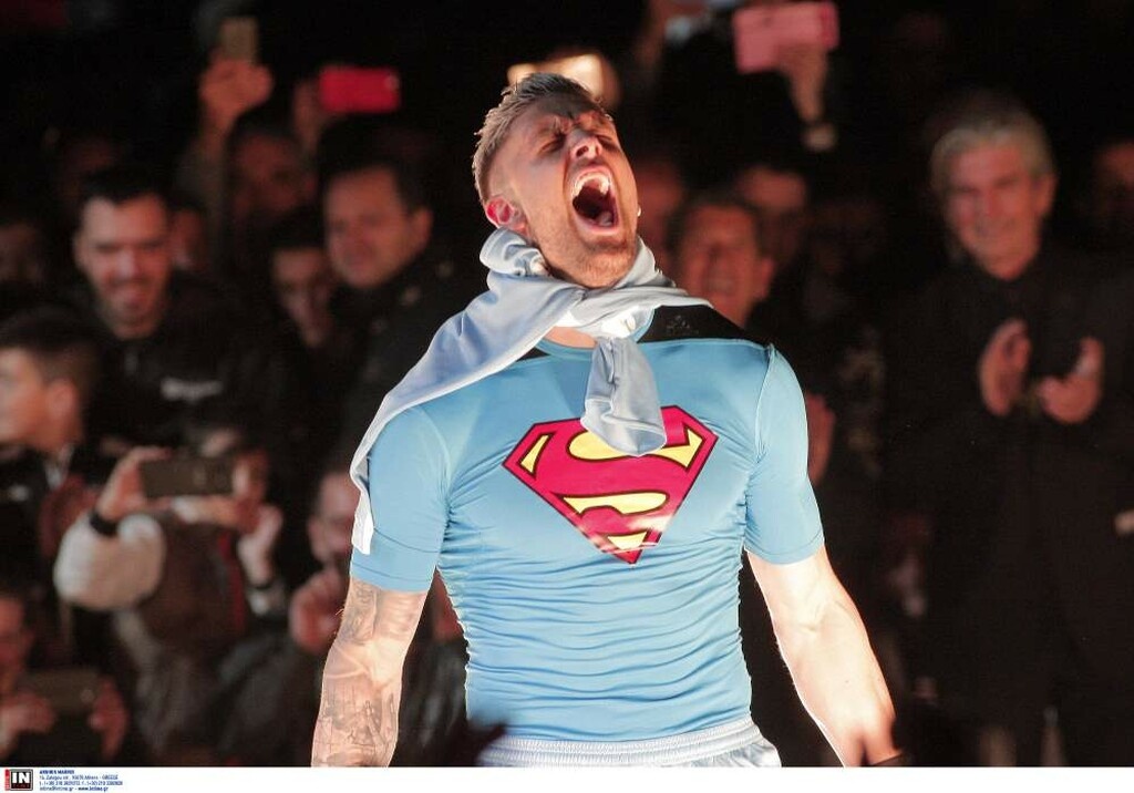 ΠΑΟΚ: ΕΠΟΣ! Ντύθηκε Superman ο Πασχαλάκης! (photos)