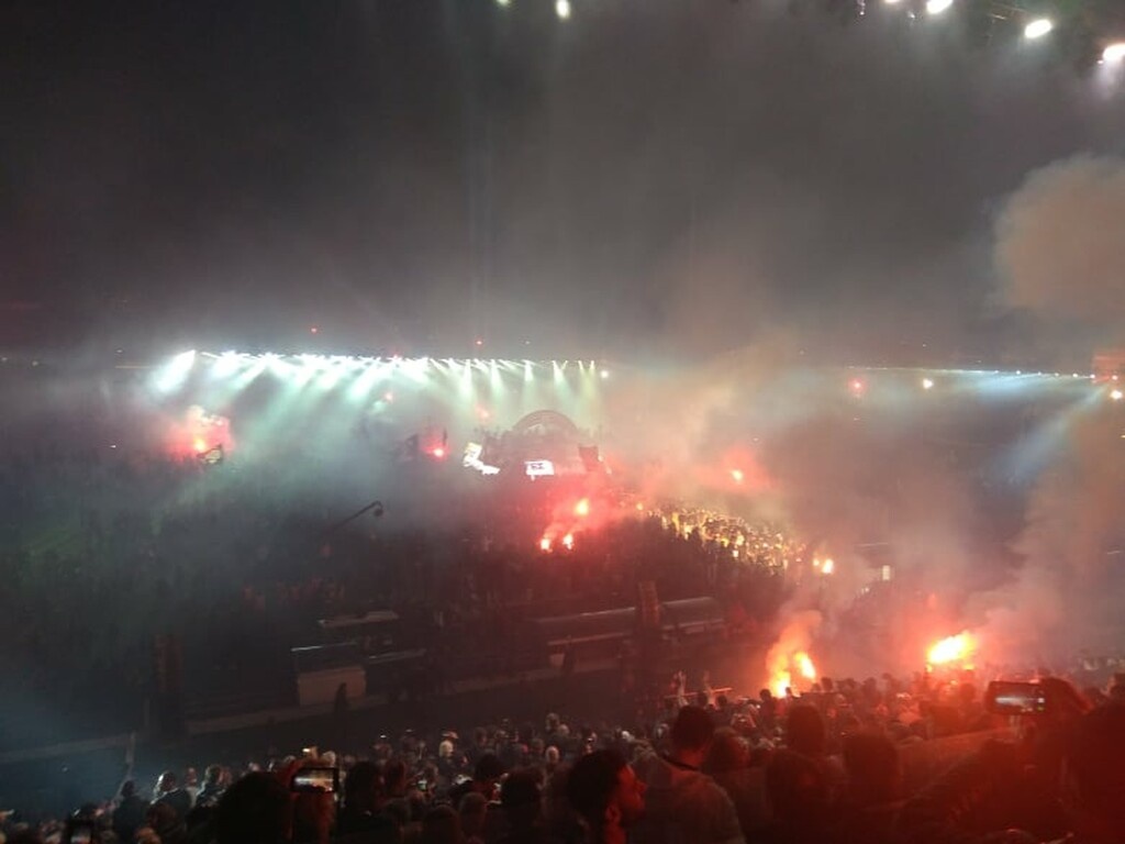 «Κάηκε» η Τούμπα για τον ΠΑΟΚ: Η στιγμή που ο Βιεϊρίνια σήκωσε την κούπα του πρωταθλητή! (photos)