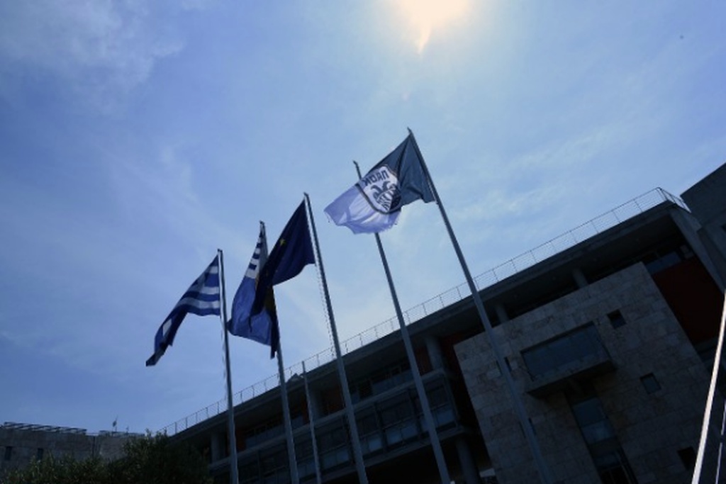 Το Δημαρχείο Θεσσαλονίκης είναι... ΠΑΟΚ! (photo)