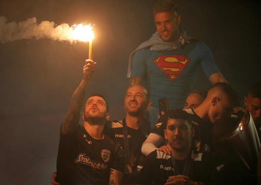 ΠΑΟΚ: Γλέντι πρωταθλητών μέχρι το πρωί (photos+video)
