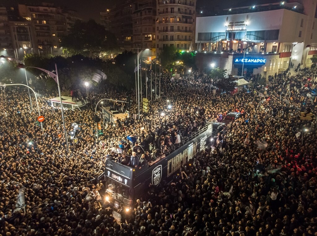 ΠΑΟΚ: Γλέντι πρωταθλητών μέχρι το πρωί (photos+video)