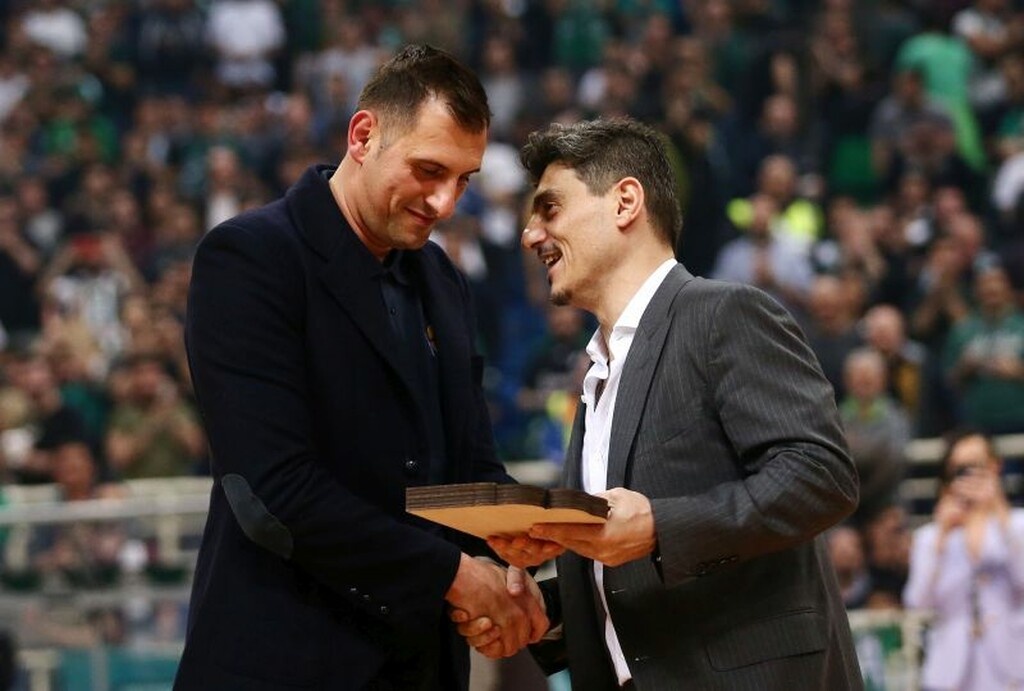 Παναθηναϊκός ΟΠΑΠ: Βράβευση και αποθέωση για Χατζηβρέττα (videos+photos)