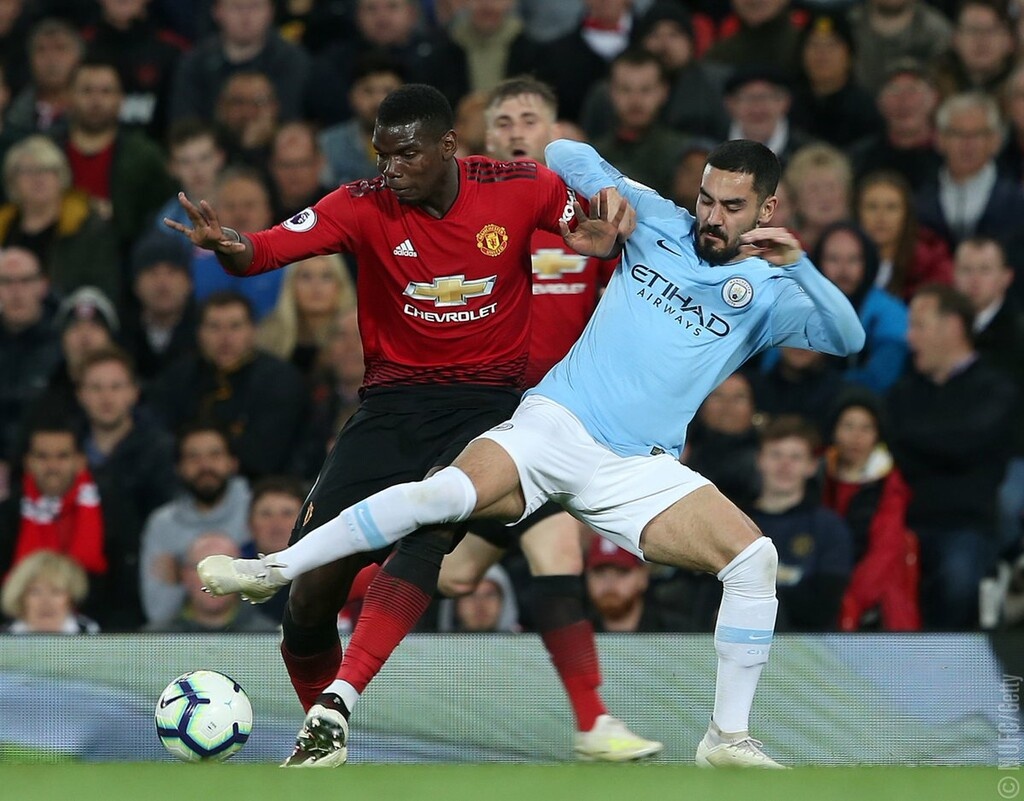 Το Μάντσεστερ και η… Premier League είναι μπλε! (videos+photos)