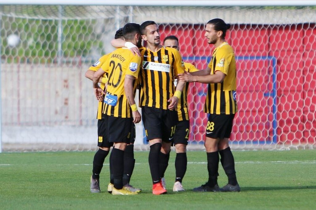 Φιέστα ανόδου για τον Βόλο με καλεσμένο και… νικητή τον Άρη (photos)