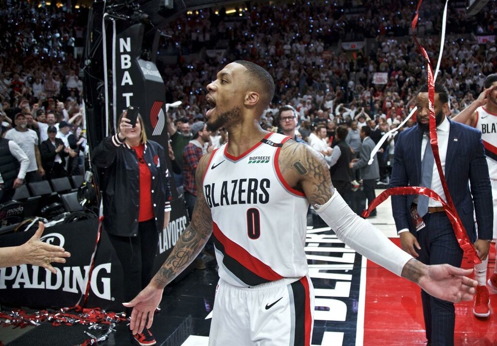 NBA: «Τέζαρε» τους Θάντερ ο μυθικός Λίλαρντ! (videos+photos)
