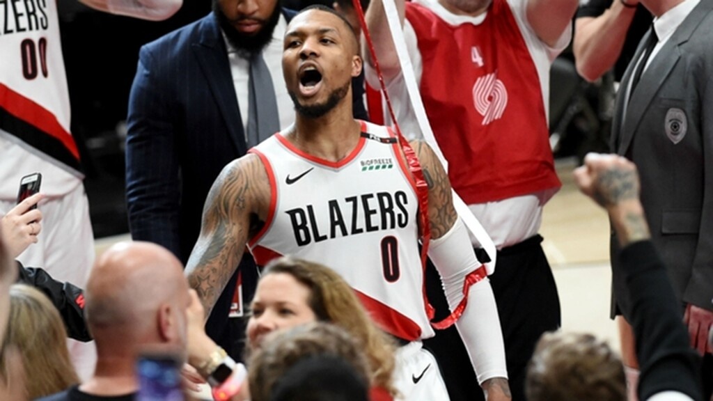 NBA: «Τέζαρε» τους Θάντερ ο μυθικός Λίλαρντ! (videos+photos)