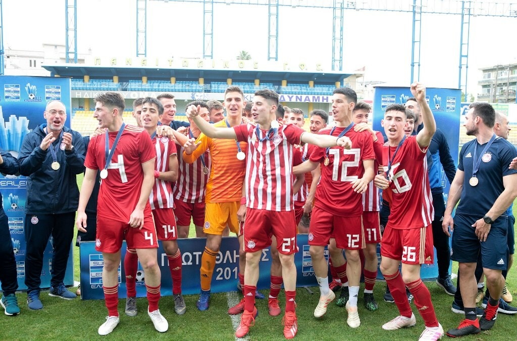 Πρωταθλητής Κ17 ο Ολυμπιακός! (photos)