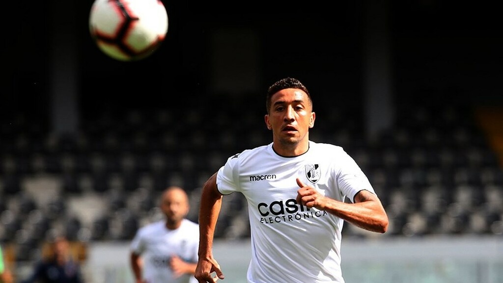 Ολυμπιακός: Ο «εκλεκτός» του Μαρτίνς για τα εξτρέμ (video&photos)
