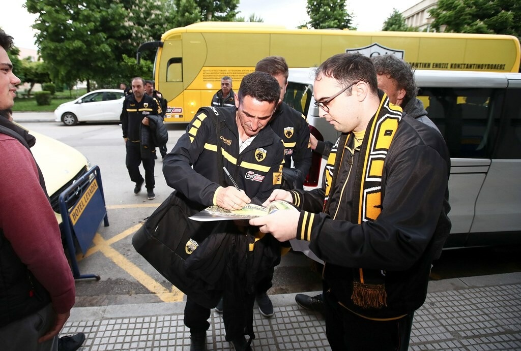 ΑΕΚ: Θερμή υποδοχή στη Λιβαδειά (photos)