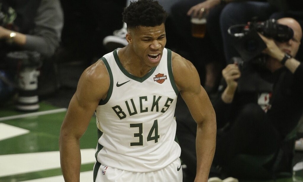 NBA: Απίστευτος Γιάννης διέλυσε τους Σέλτικς! (photos+video)
